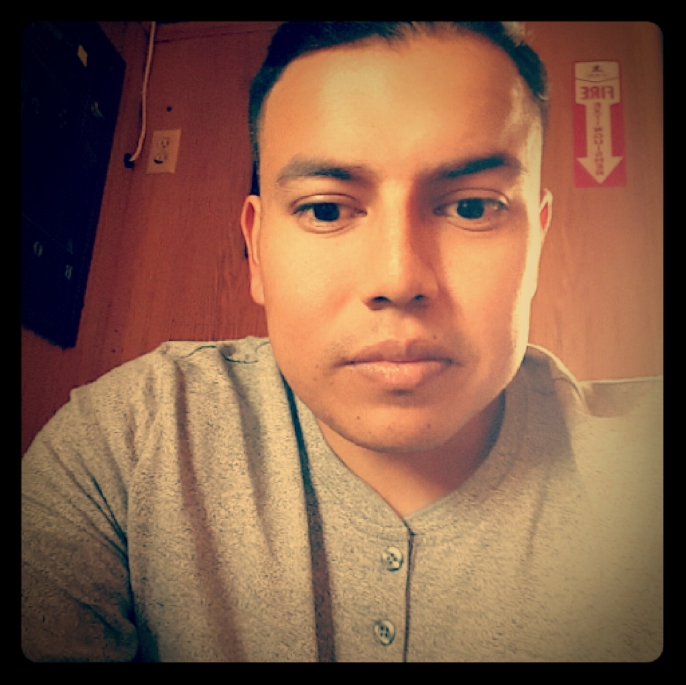 Meet your Posher, Carlos